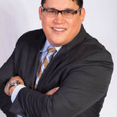 Phillip Himes, Selling Homes in The Houston Bay Area (Century 21 Paramount)