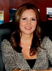 Rachael Lawrence (Keller Williams Luxury Homes)