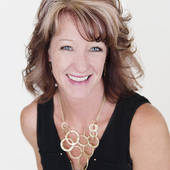 Shelly Cross, Broker Associate (RE/MAX 4000, Inc.)