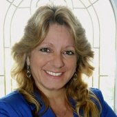 Frances Bell, Lifestyle Specialist (Southwest Coastal Florida )