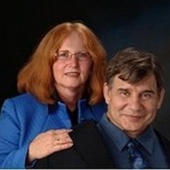 Jerry & Sandy Tuinstra (RE/MAX Real Estate Concepts)