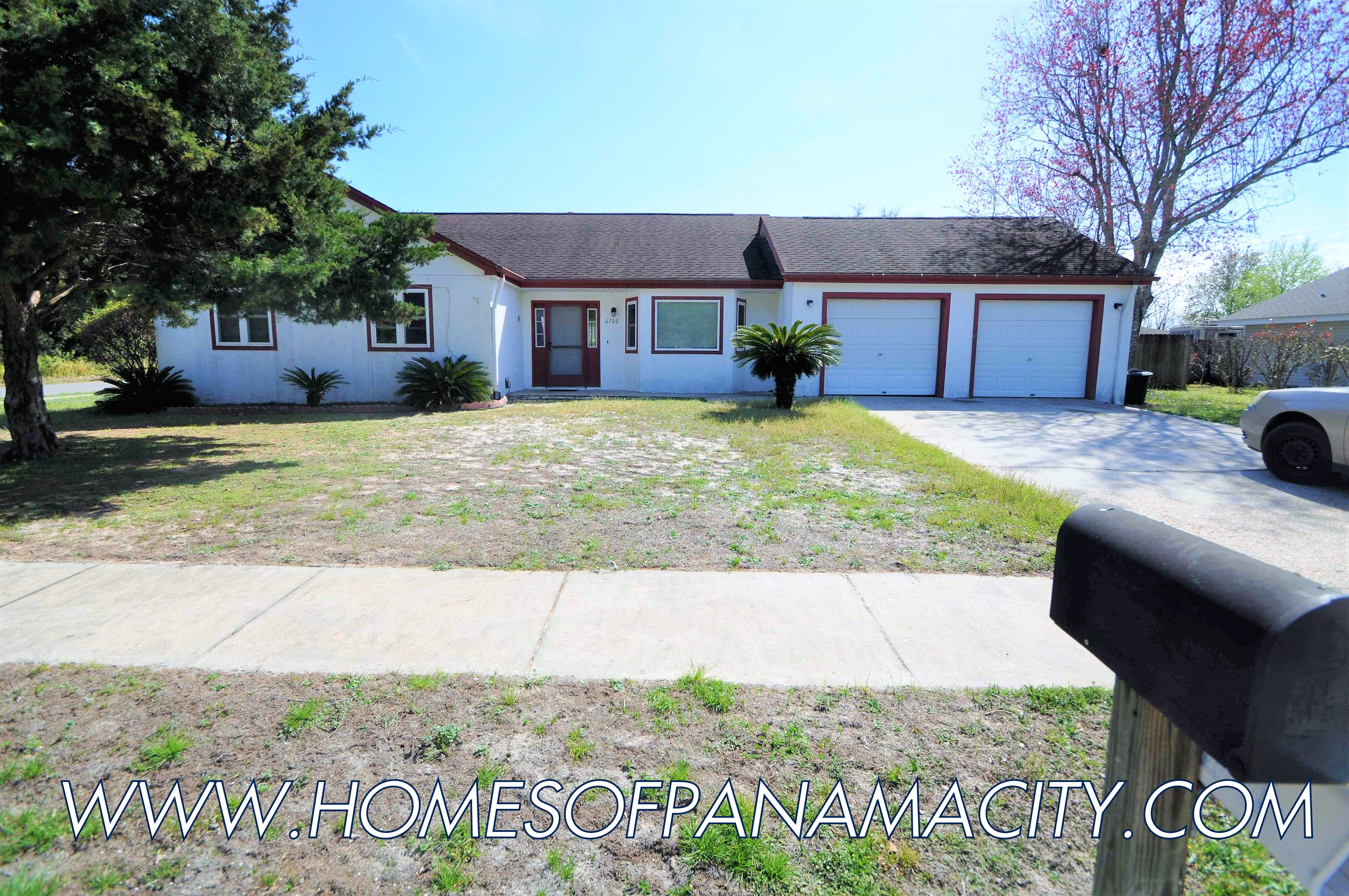 New Listing! Cute 3BR Home in the Heart of Callaway!!