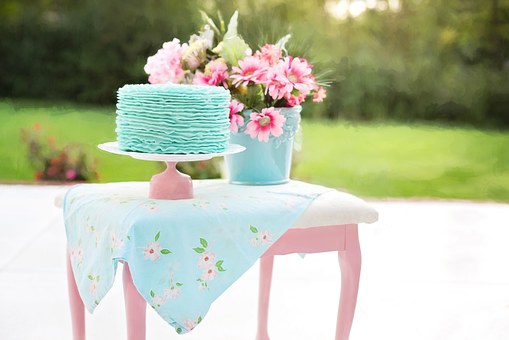 cake-flowers_pixabay_image.jpg