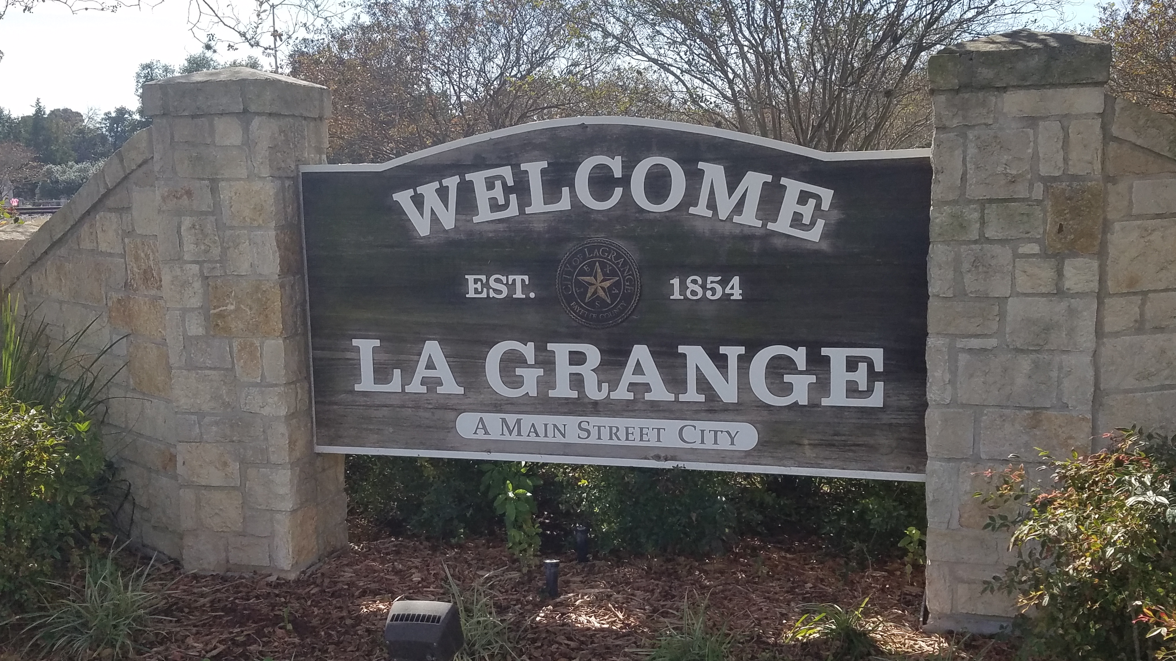 Welcome_to_La_Grange.jpg