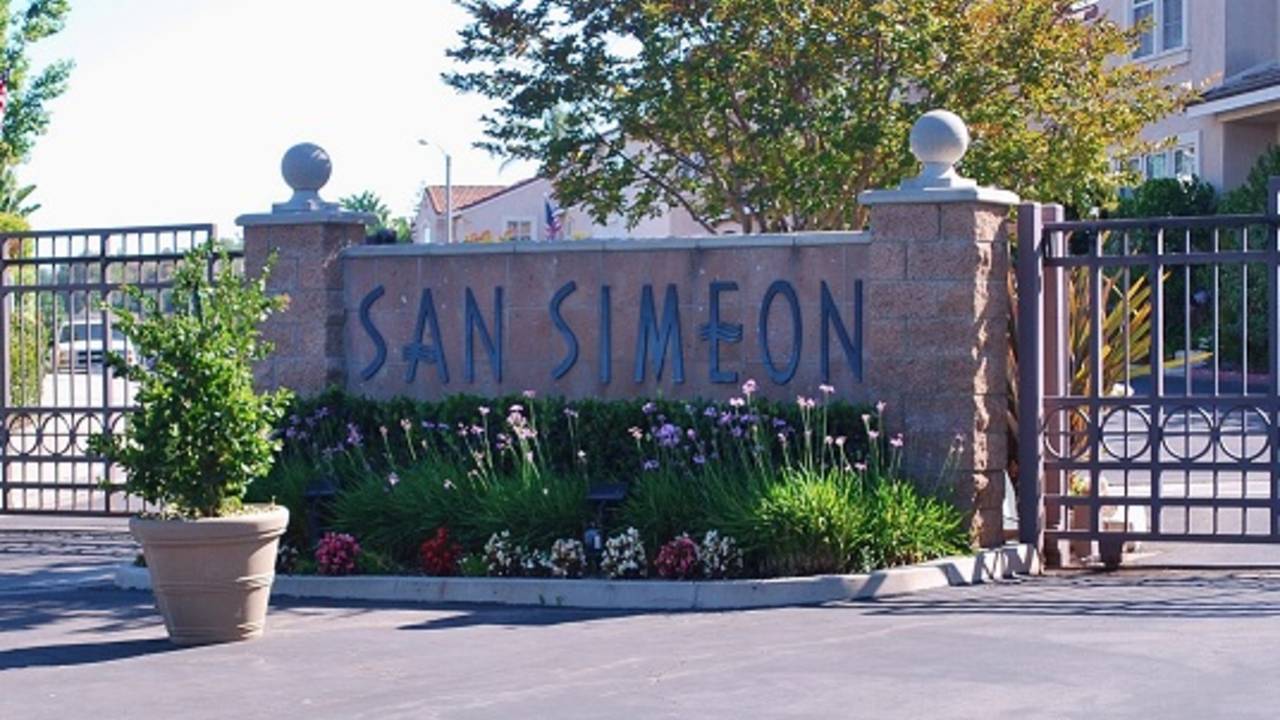 San_Simeon_Sign_1_.jpg