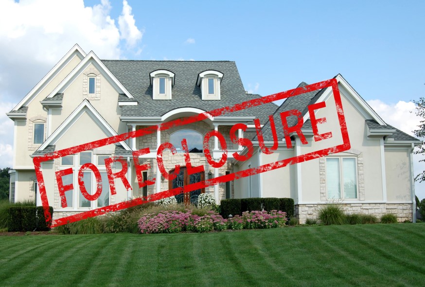 Foreclosure_House_-_smaller.jpg