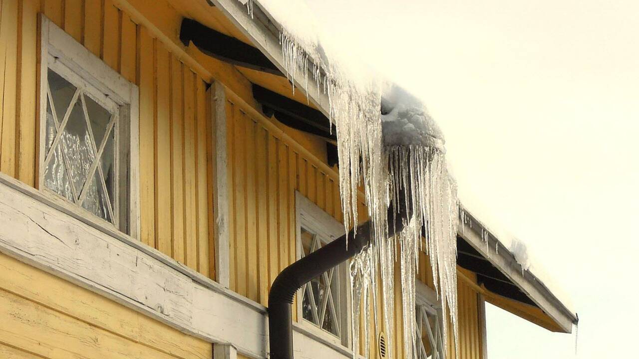 roof_icicles_2.jpg