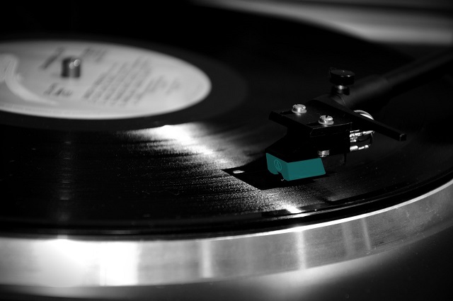 vinyl_record.jpg