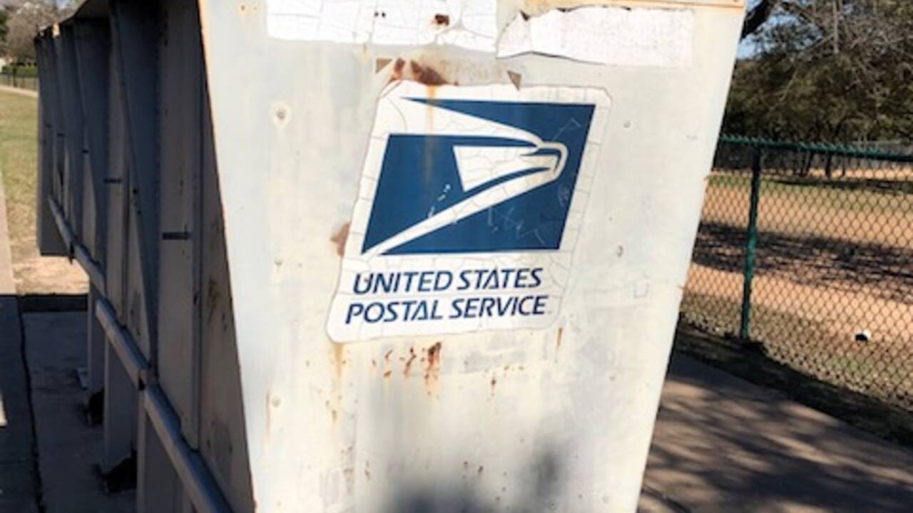 USPSsidemailbox.jpg