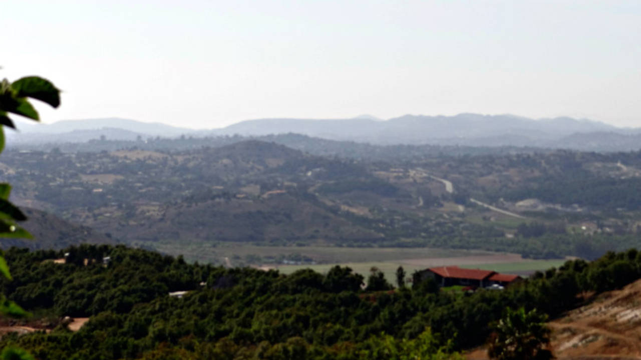 View_from_Cordiano_Winery_in_Escondido.jpg