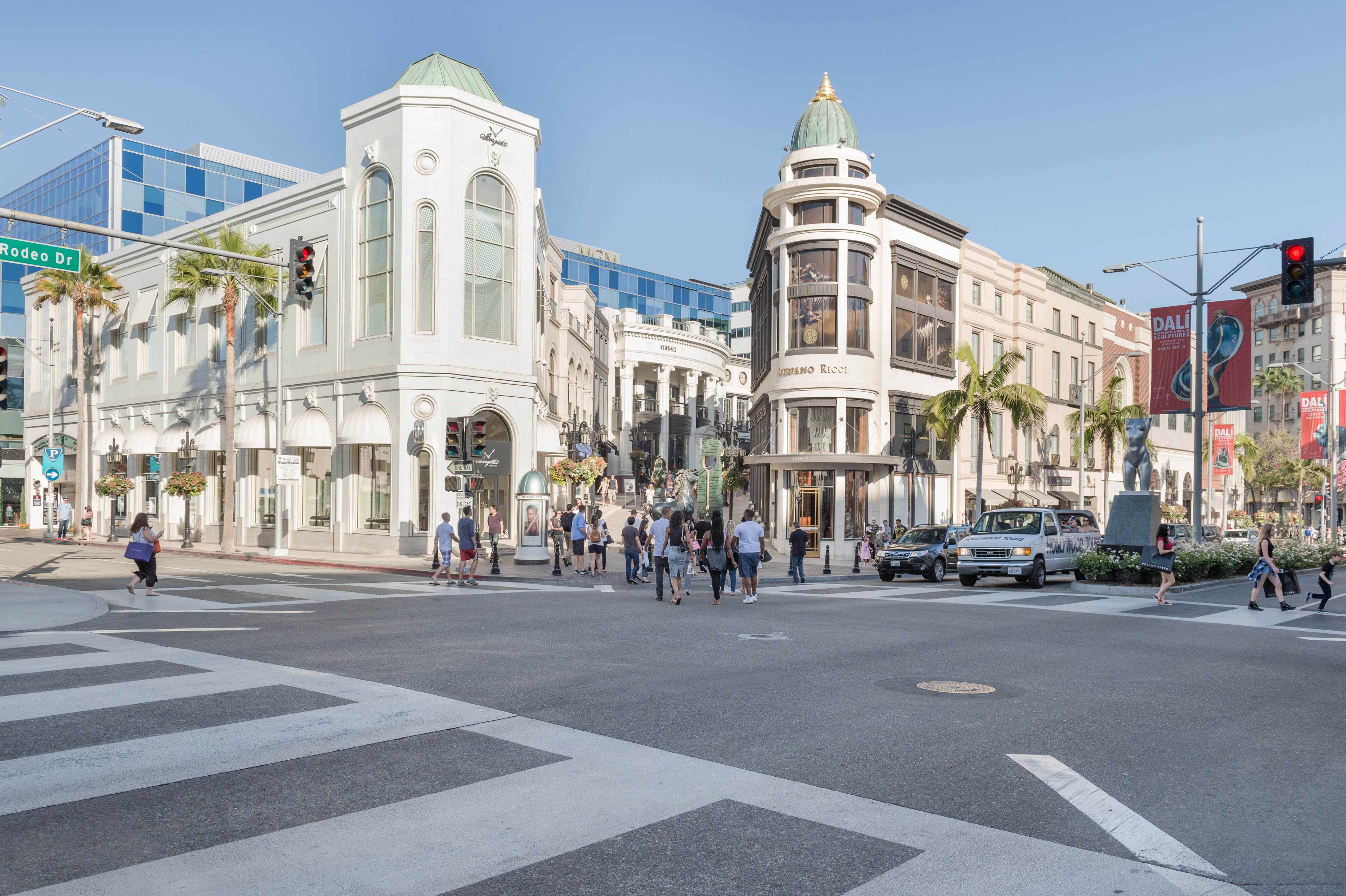 The Ultra Luxury Real Estate Trends in Beverly Hills, B