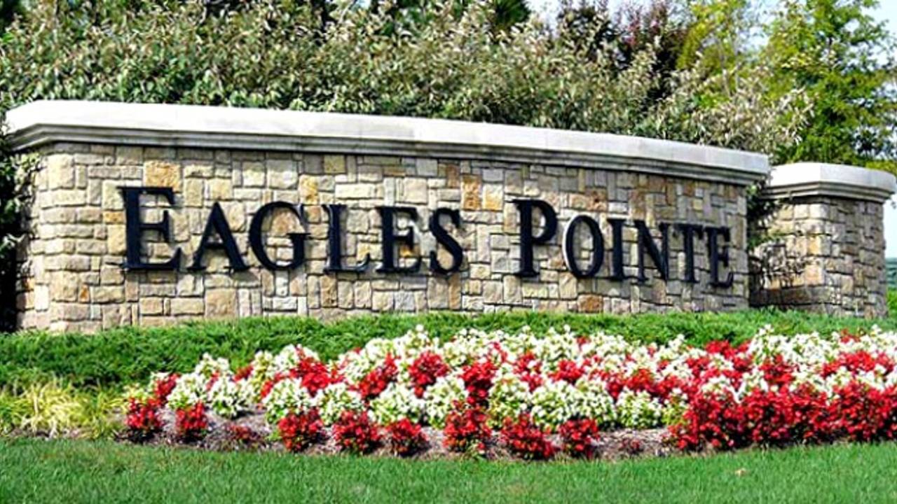Eagles_Pointe__Sign.jpg