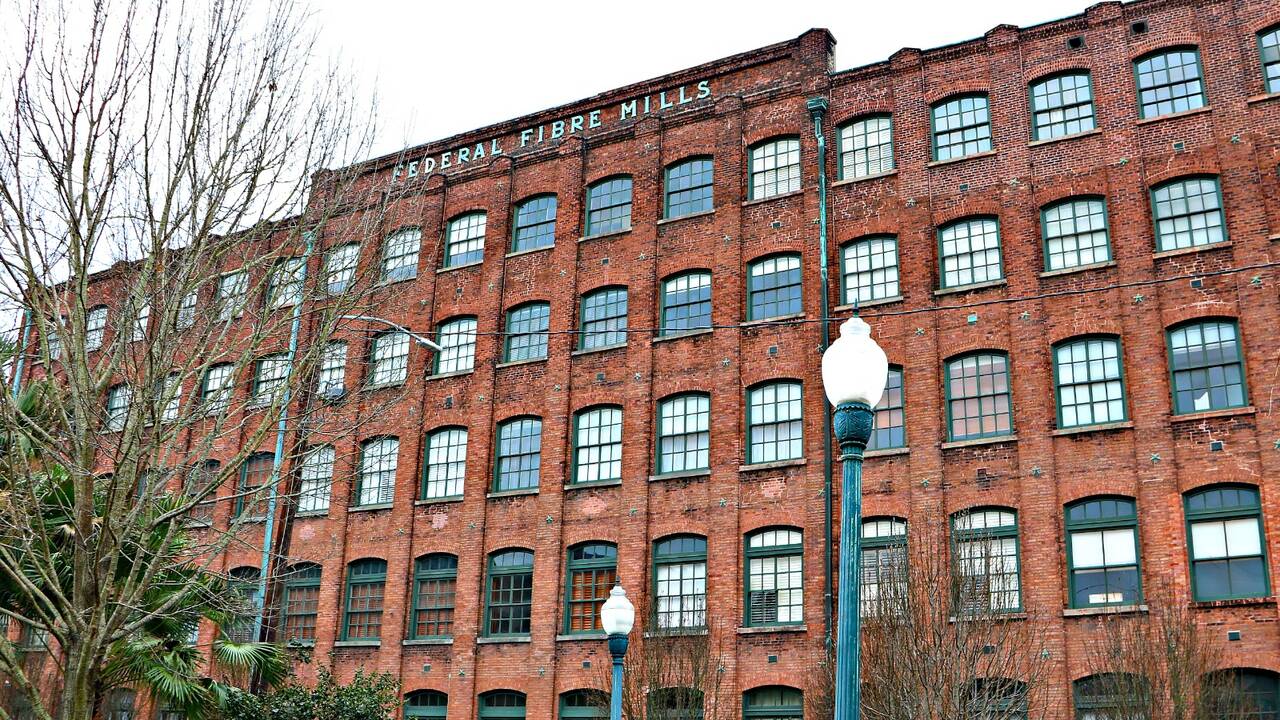 Federal_Fibre_Mills_in_Warehouse_District.jpg