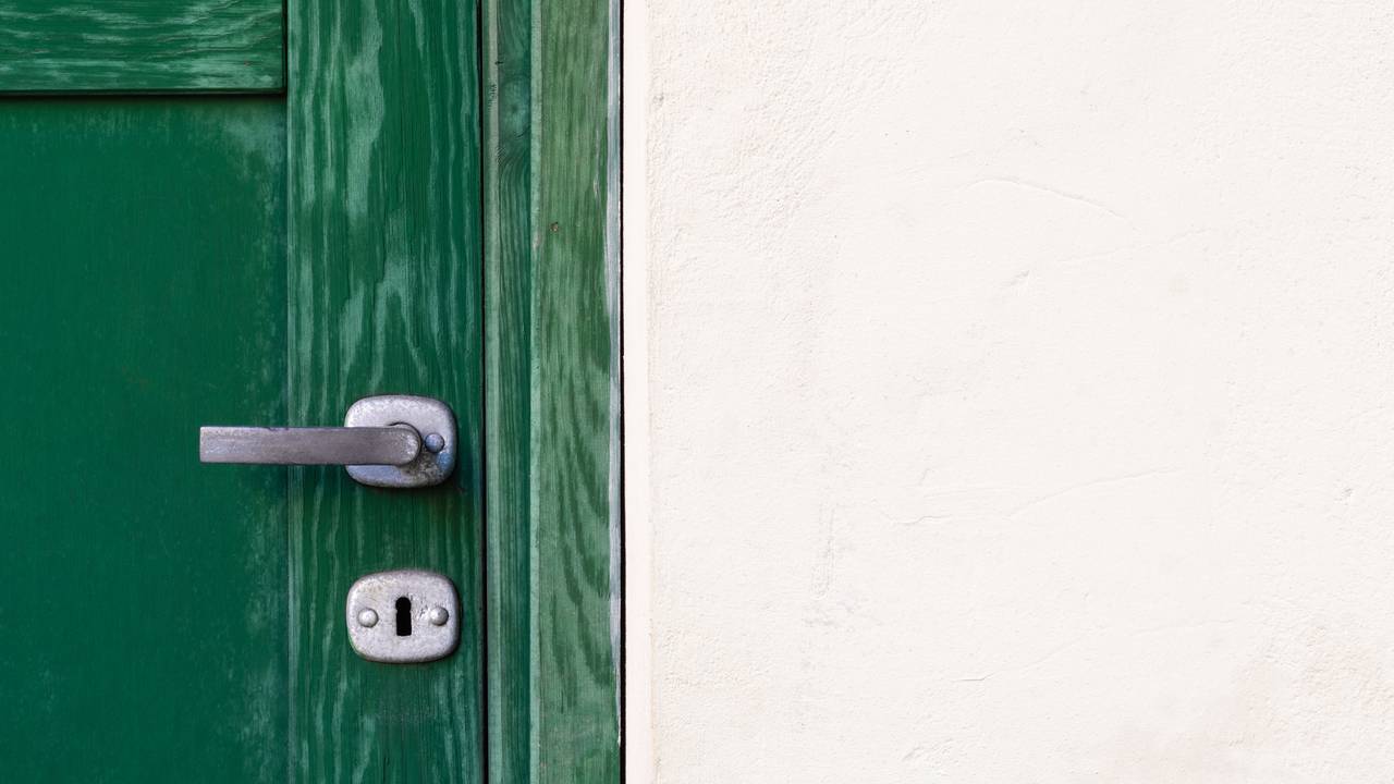 different-types-of-door-locking-mechanisms_(3).jpg