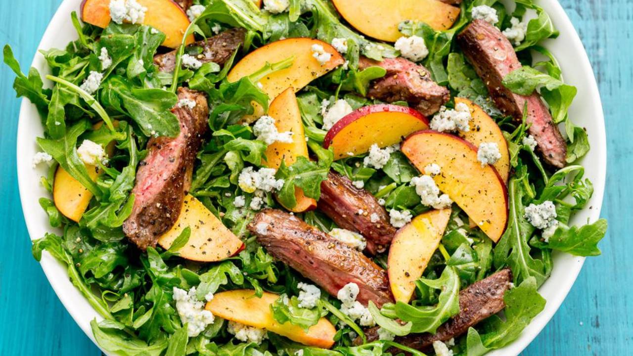 Balsamic_Grilled_Steak_Salad_with_Peaches.jpg