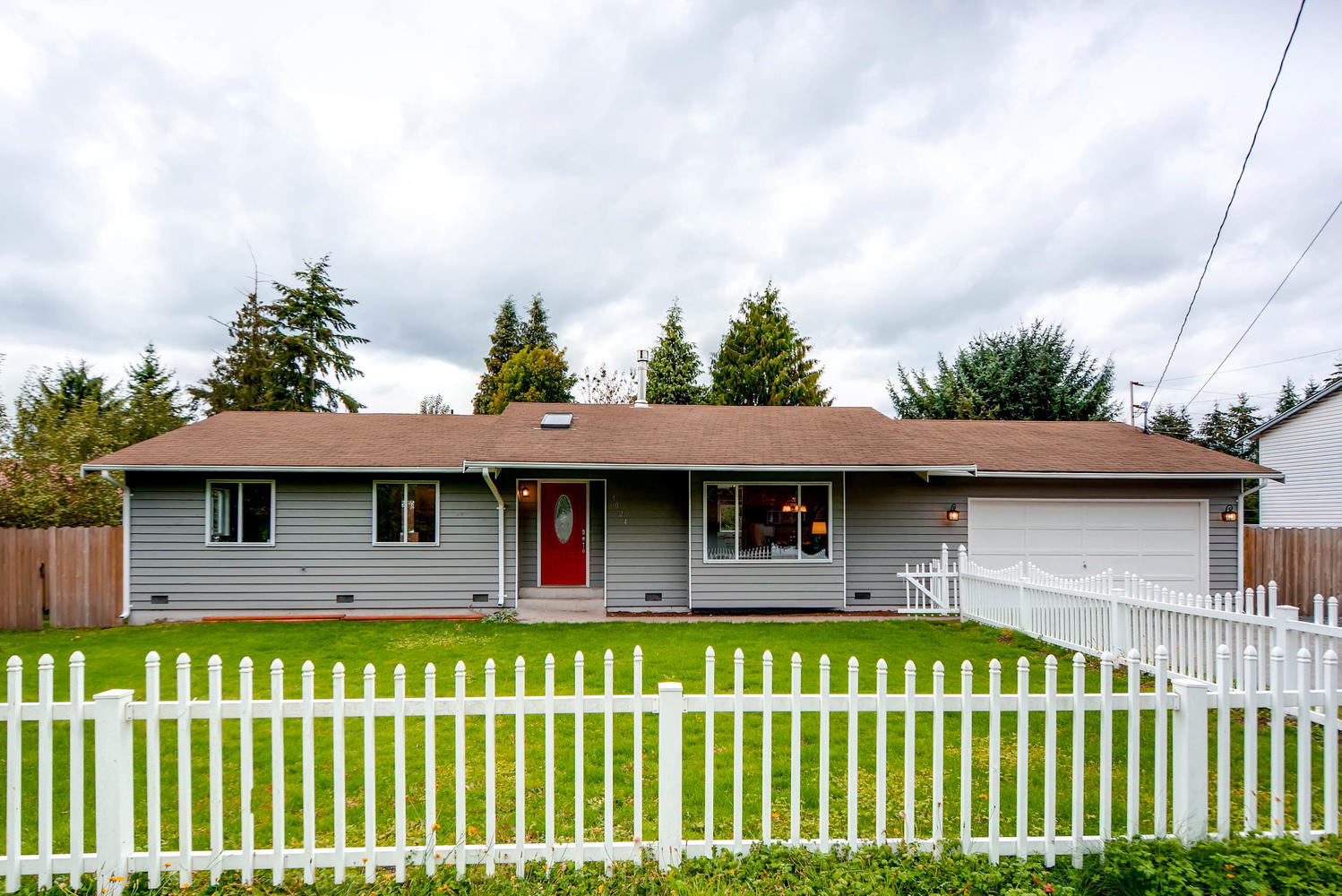 Beautiful Remodeled Home in a Quiet Snohomish Neighborh