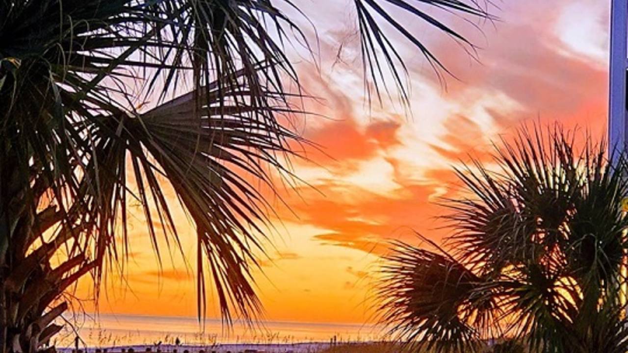 Sunset_in_North_Myrtle_Beach.jpg