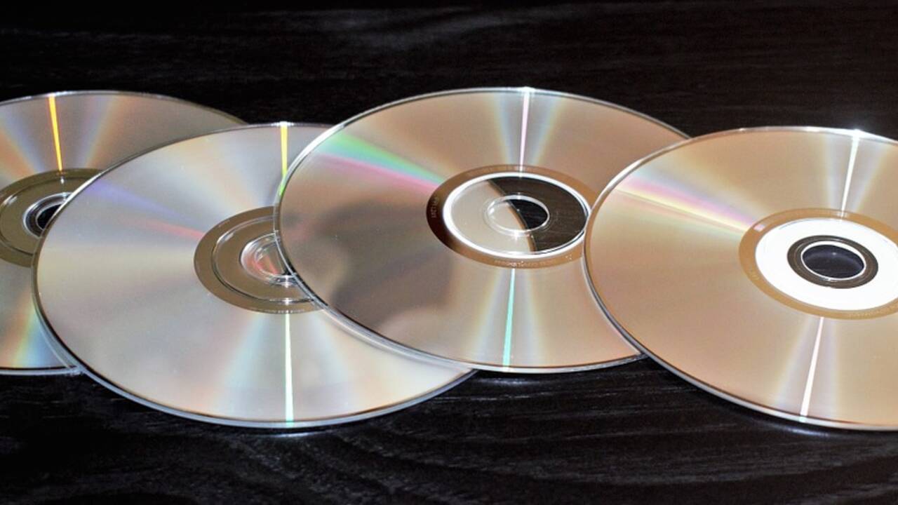 compact_discs.jpg