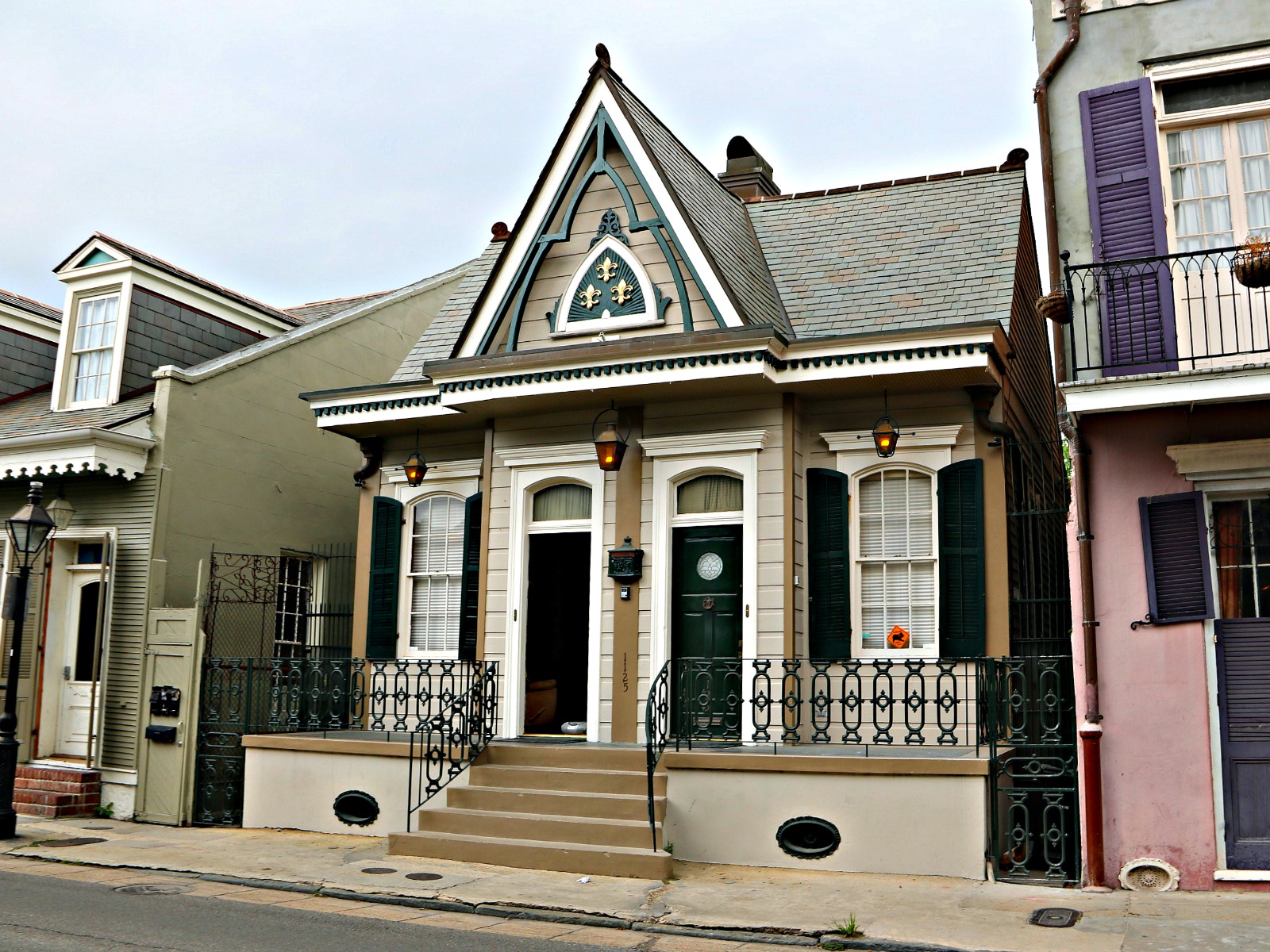 Bourbon_Street_Home_French_Quarter_3.jpg