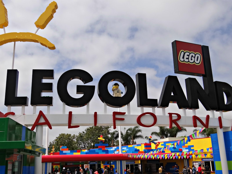 Legoland_sign.jpg