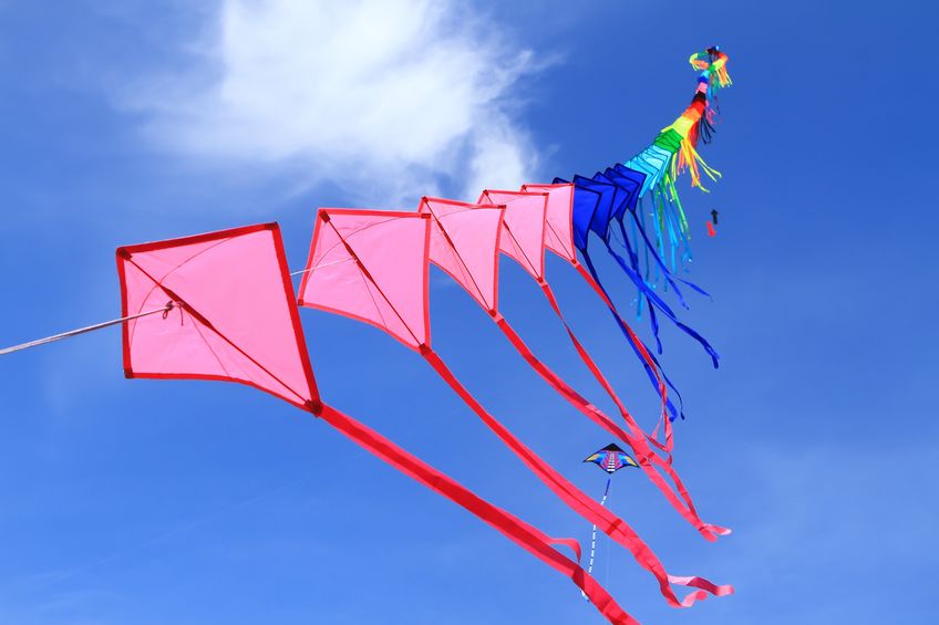 Colorful_kites_in_the_12th_Thailand_International_Kite_Festival_on_March_9_2012_in_Naresuan_Camp_Cha-amThailand_1.jpg