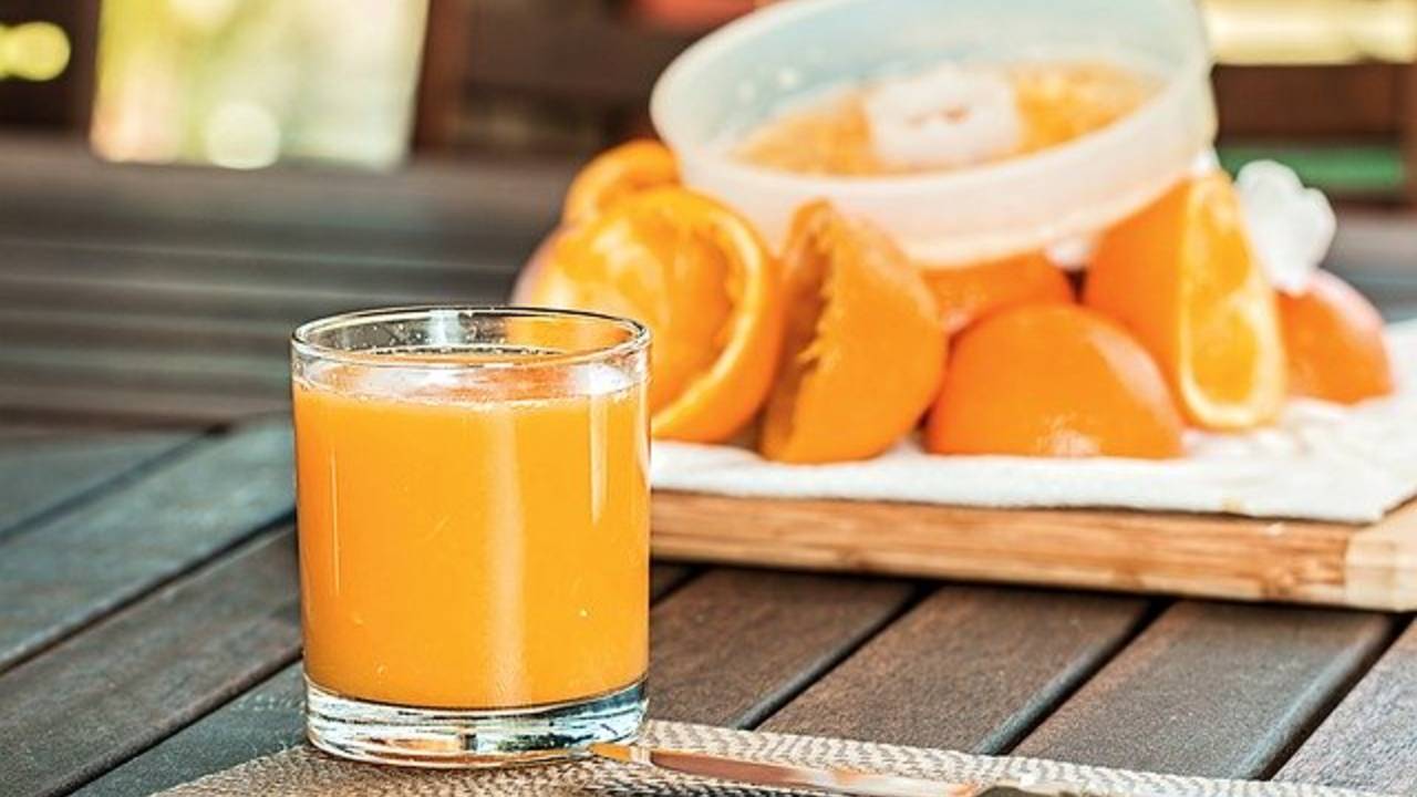 fresh-orange-juice-1614822_640.jpg