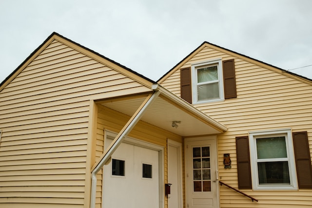 new_vinyl_siding.jpg