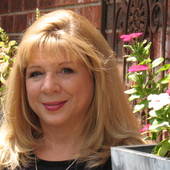 Jeannine Mitchell, Military Relocation Specialist