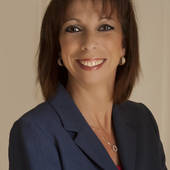 Lisa Taylor, Real Estate Agent in central Palm Beach County (Coastal Properties)