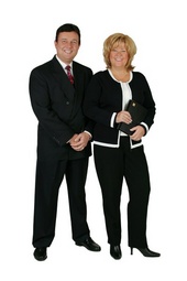 Jess and Julie Lyda, The Seattle Team (RE/MAX Northwest Realtors)