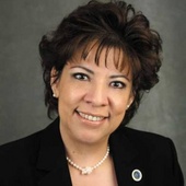 Yolanda Escobar-Flores (Coldwell Banker Residential Brokerage)