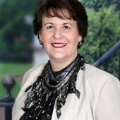 Lisa Gray, Real Estate agent serving Northern Virginia (Lisa Gray, Realtor)