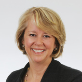 Pam Perkins (New London Agency Sotheby's International Realty)