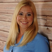 Rebecca  Hart (Saltwater Realty Group @ KW)