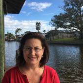 Heidi Delvenne, Waterfront Specialist (Daignault Realty, Inc.)