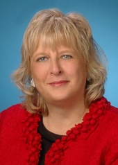Laurie Roberts, Laurie Roberts (RE/MAX Achievers)