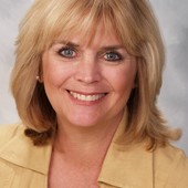 Nancy McCracken (Century 21 Superstars)