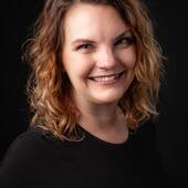 Liz Taylor, Full-time Realtor for over 20 years (Royal LePage Top Producers)