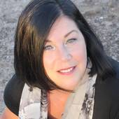 Lisa Vining, Real Estate Agent serving the East Valley (Coldwell Banker Trails and Paths)