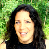 Diana Santos, Real Estate Salesperson in New York & Connecticut (Douglas Elliman Real Estate)
