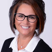 Lori Gardiner, GRI, SRS, ABR, e-PRO (RE/MAX River's Edge)