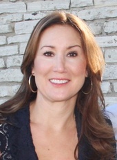 Angelique Lyle, Palos Verdes Specialist-Local Representation (Vista Sotheby's International Realty)