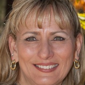 Holly Meneou (Realty Executives Northern Arizona - Prescott AZ Realtor)