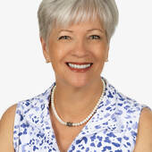 Mary Kate Tomek, Broker-Associate, South Florida Real Estate Expert (United Realty Group, Inc.)