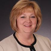 Pam Crawford, Owner-RE/MAX Prof. Assoc.,MBA, CDPE, CRS, ABR (RE/MAX Professional Associates)