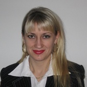 Nataliya Varava (Century 21 Precision Realty)