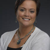 Mary Gilbert, Real estate specialist in the Umpqua Valley! (Berkshire Hathaway HomeServices Real Estate Professionals)