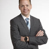 Wade Hanson, Luxury Broker (RE/MAX Results)