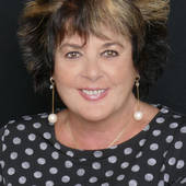 Flo Mendez-Beatty, Go With Flo and Get It Sold (HomeSmart Preferred Realty )