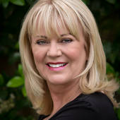 Kathy Smiley, "Real Estate results that make YOU smile!" (Rodeo Realty ~ Fine Estates Westlake Village)